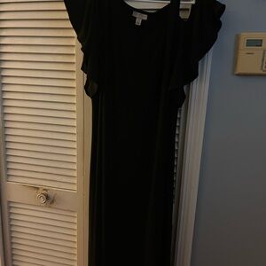 Elegant Black Ruffle Sleeve Dress